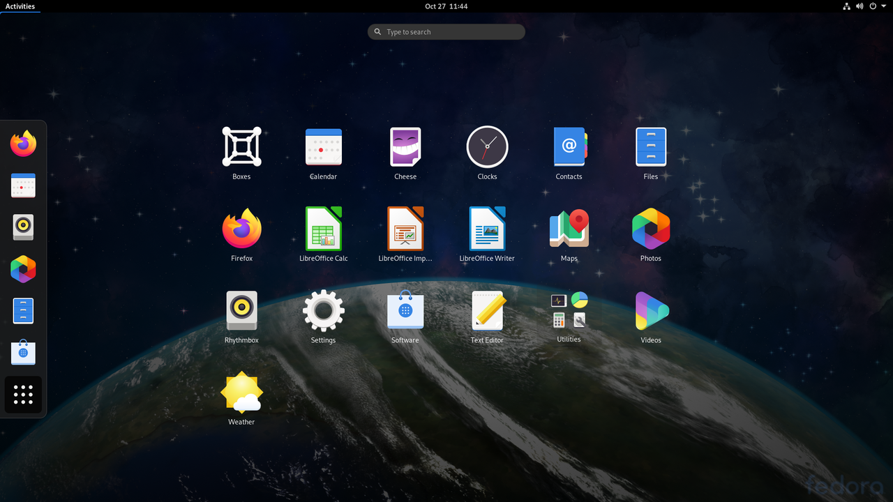 Fedora Workstation 33 with the GNOME desktop